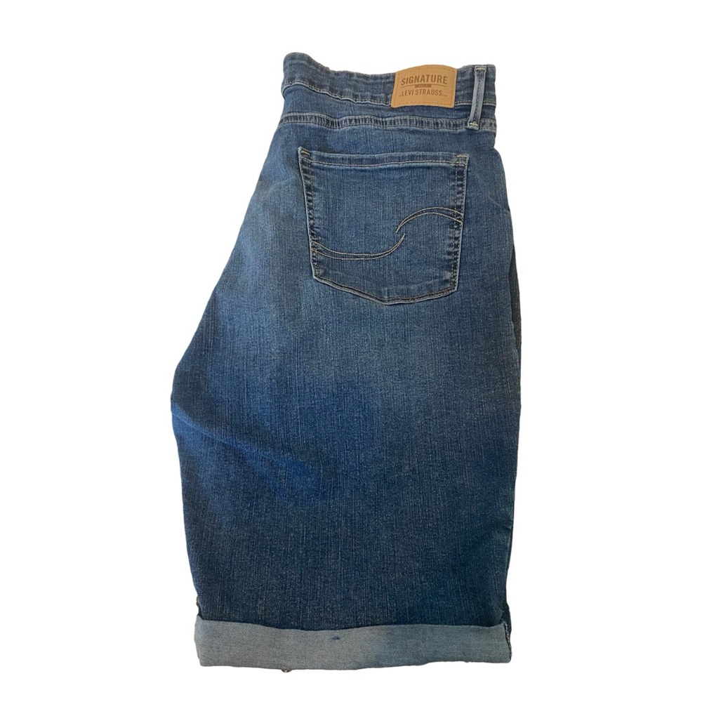 Signature by Levi Strauss & Co. Size 18 Women's Mid-Rise Bermuda Shorts